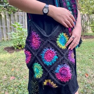 Black and rainbow sunburst crochet market tote